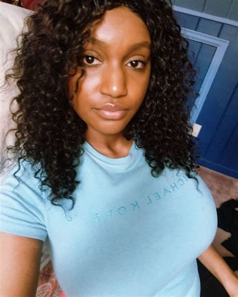 sashajadexox|Riv / BustyRiv Jones, aka sashajadexox. Ebony Big Tits (nudes).